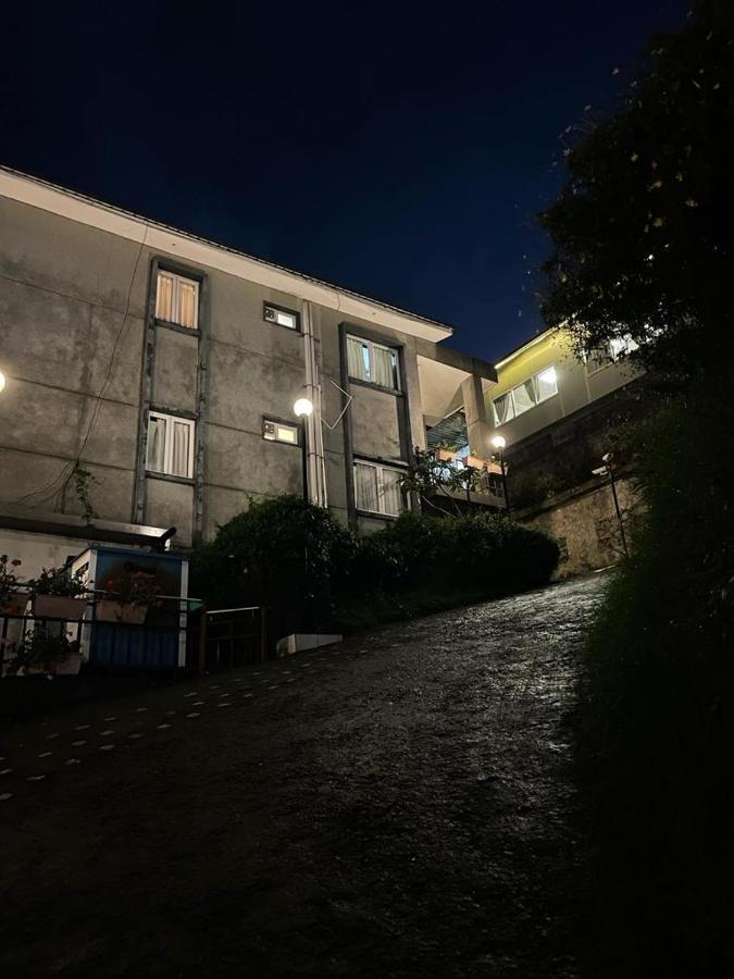 Cherry Blossom Homestay Kodaikanal Kültér fotó
